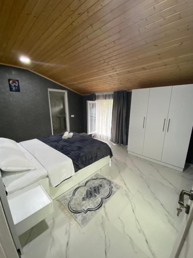 Buo'S Guest House Borjomi Exterior photo